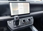 Land Rover Defender 16