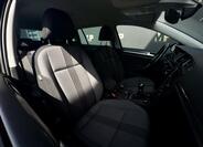 Volkswagen Golf 14