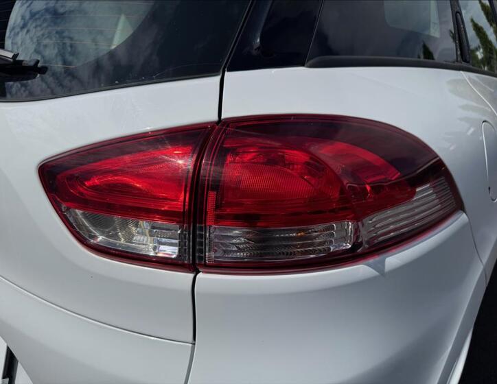 Renault Clio 24