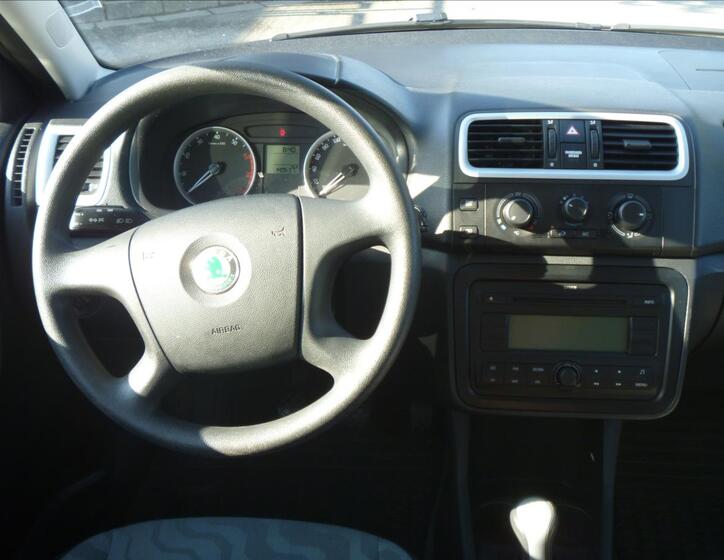Škoda Fabia 15