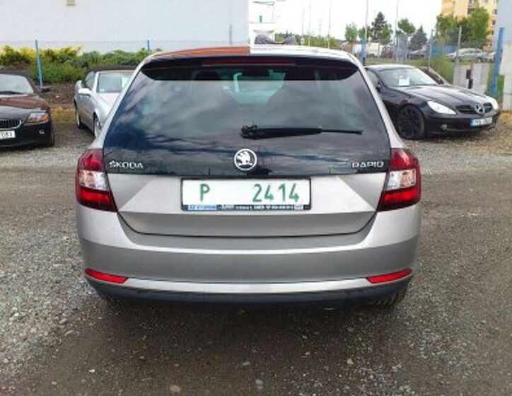 Škoda Rapid 8