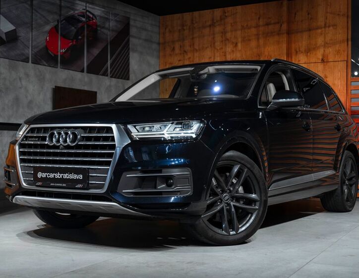 Audi Q7 3