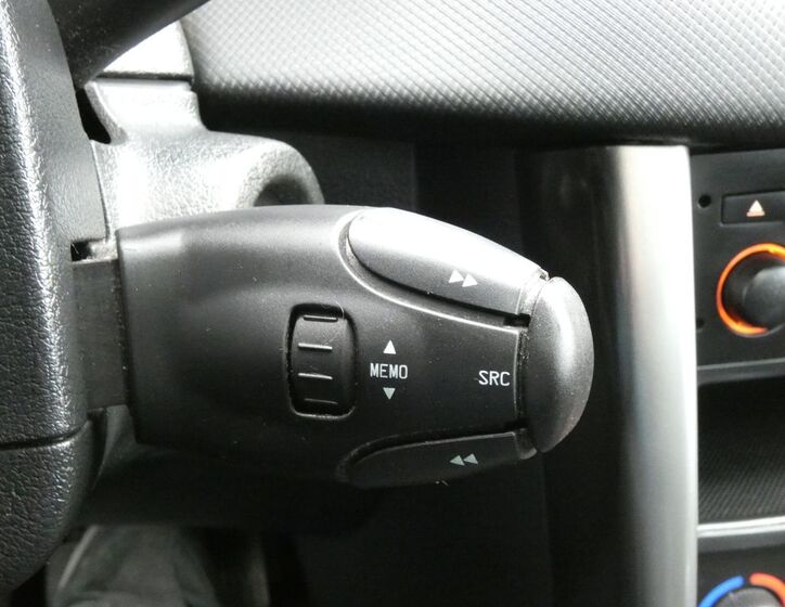 Peugeot 207 32