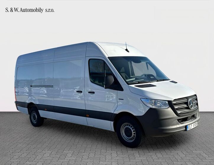 Mercedes-Benz Sprinter 8