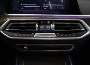 BMW X7 21