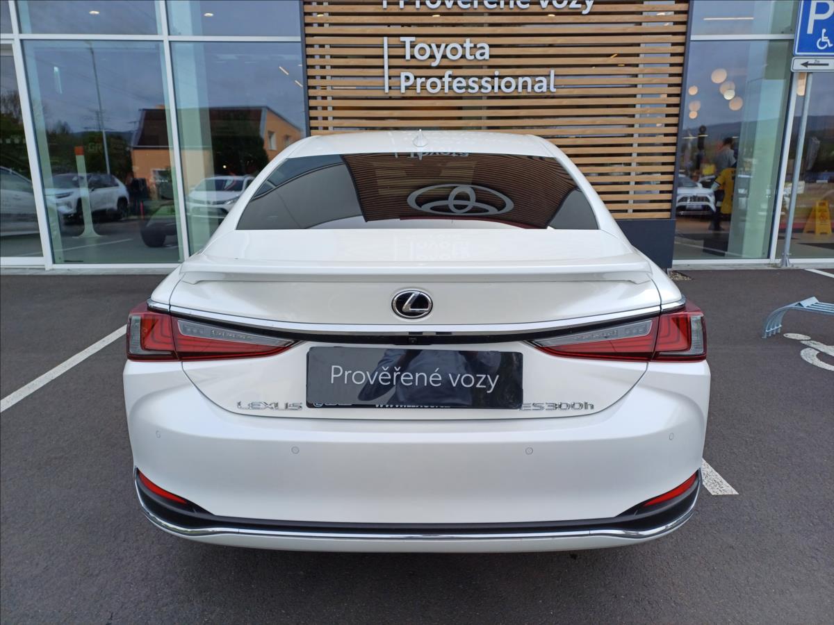 Lexus ES 300h