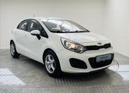 KIA Rio 21
