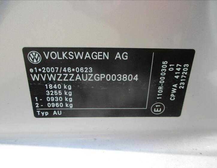 Volkswagen Golf 30