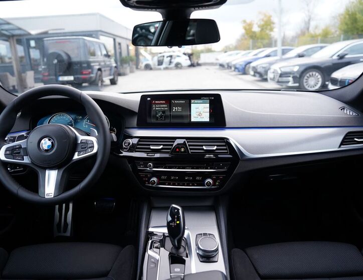 BMW Řada 5 24