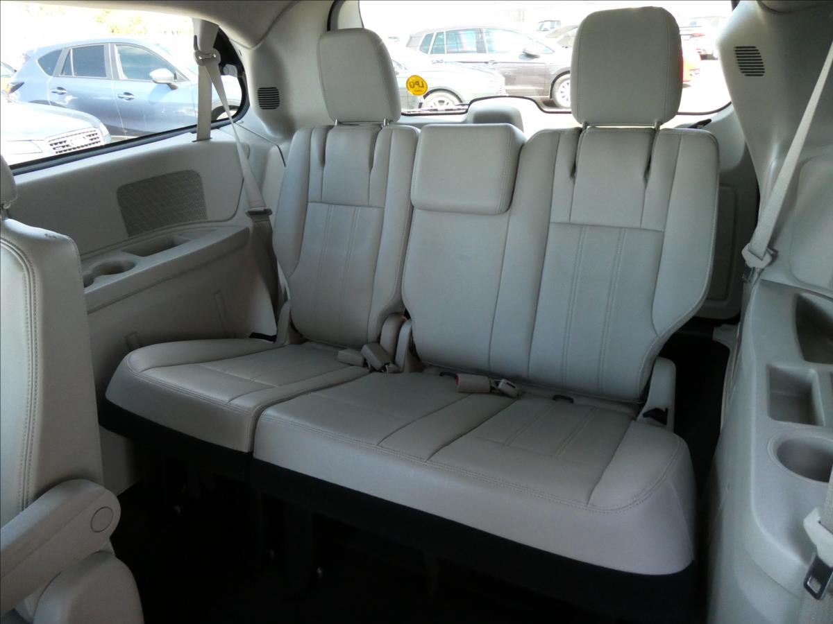 Chrysler Town & Country