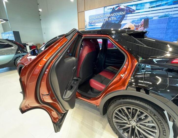 Toyota C-HR 24