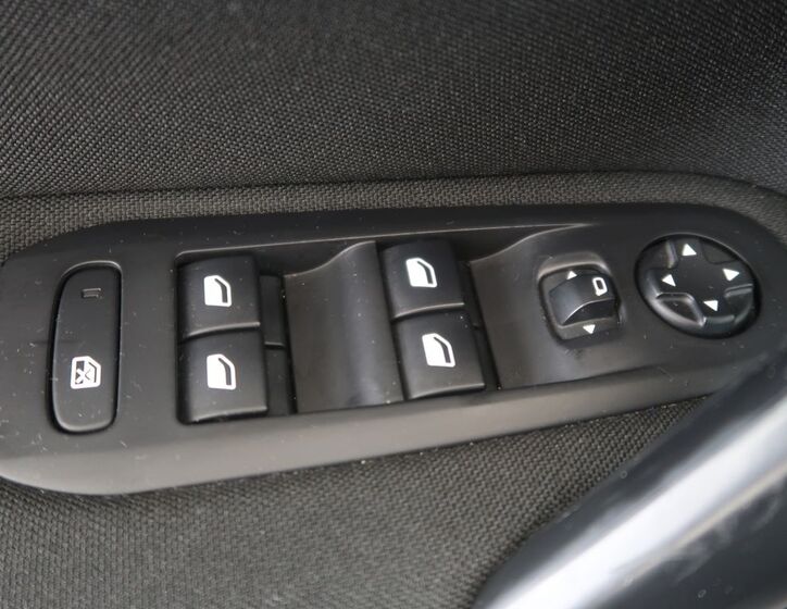 Peugeot 308 21
