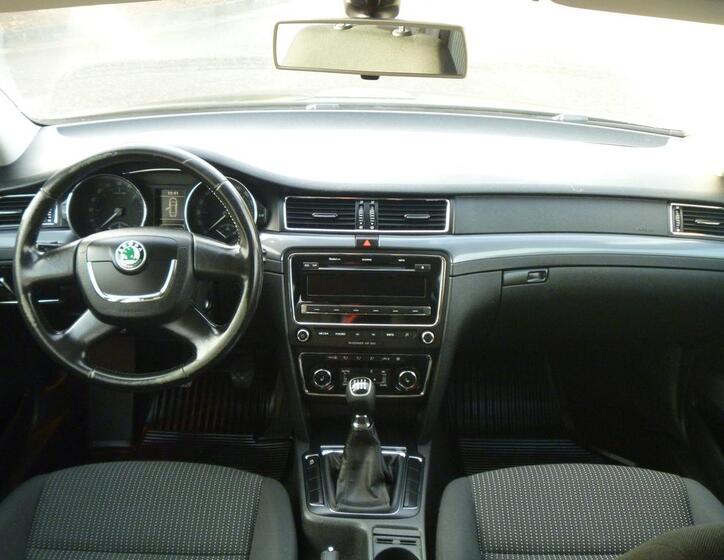 Škoda Superb 13