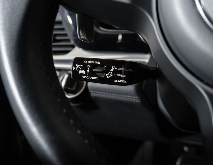 Porsche Panamera 25