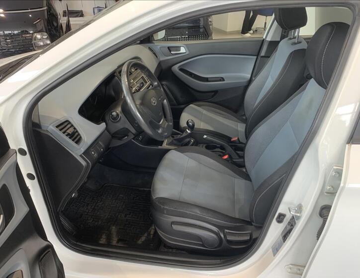 Hyundai i20 22