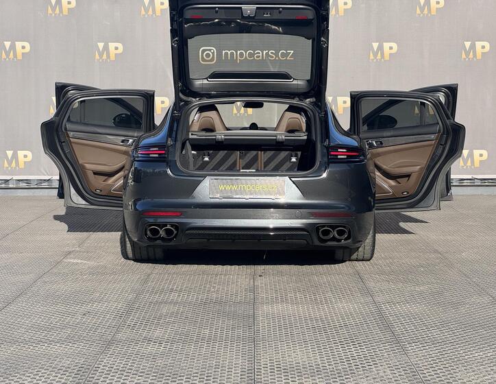 Porsche Panamera 10