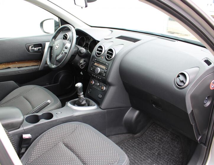 Nissan Qashqai 8