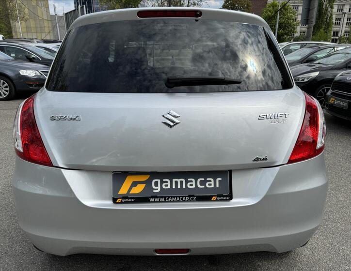 Suzuki Swift 8
