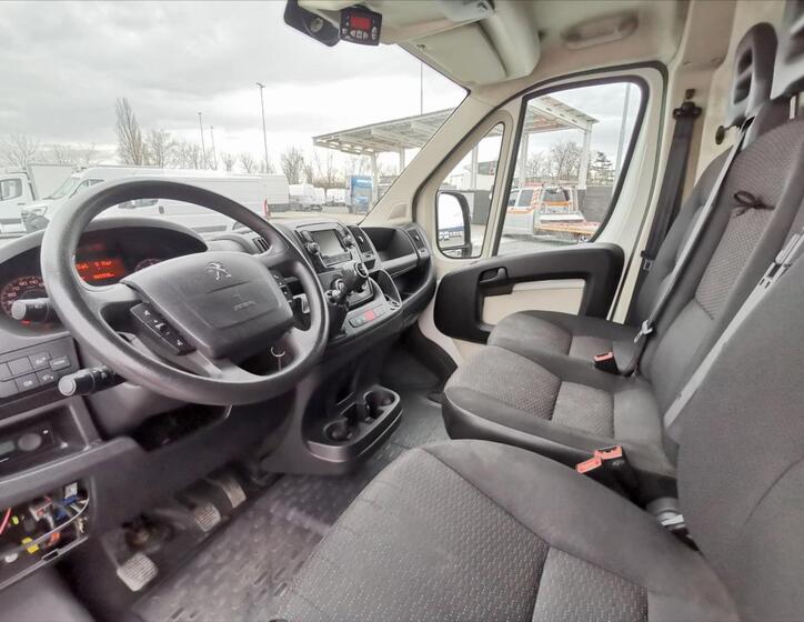 Peugeot Boxer 6