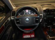 Volkswagen Touareg 25