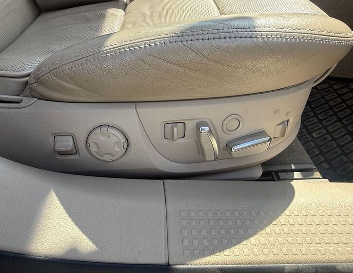 Audi A8 13