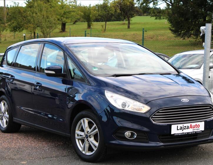 Ford S-MAX 1