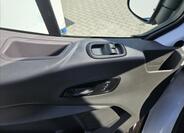 Ford Transit 9