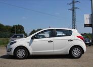 Hyundai i20 8