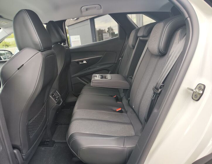 Peugeot 3008 11