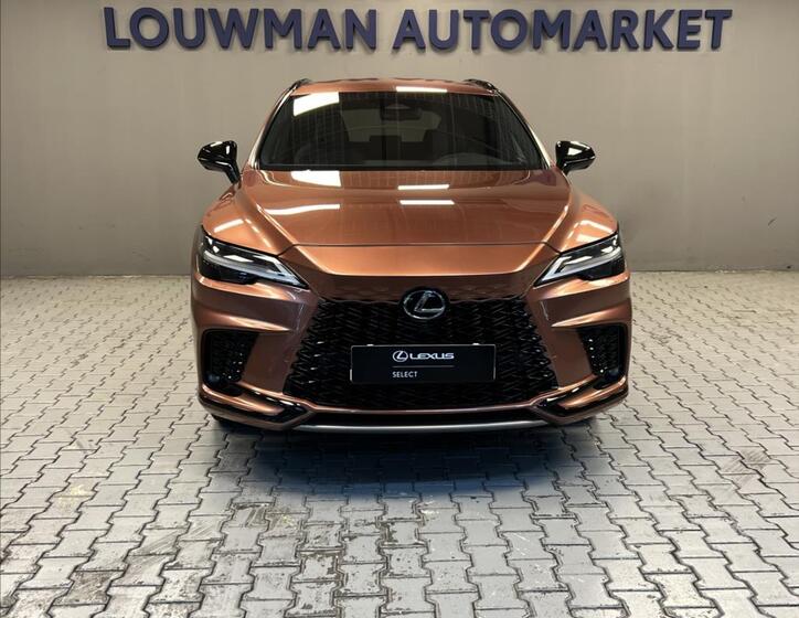 Lexus RX 500h 4