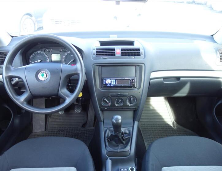 Škoda Octavia 15