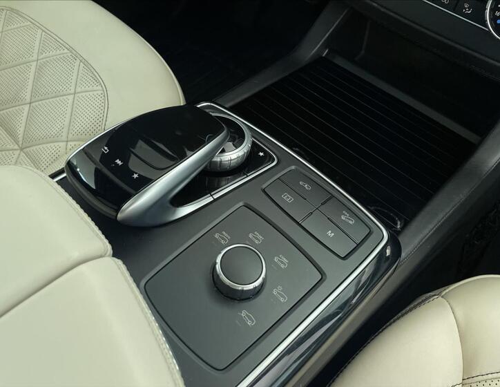 Mercedes-Benz GLS 18