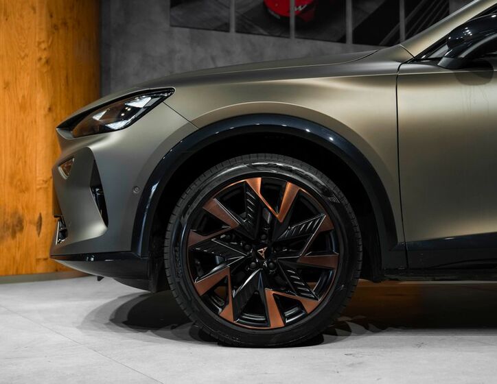 Cupra Formentor 5