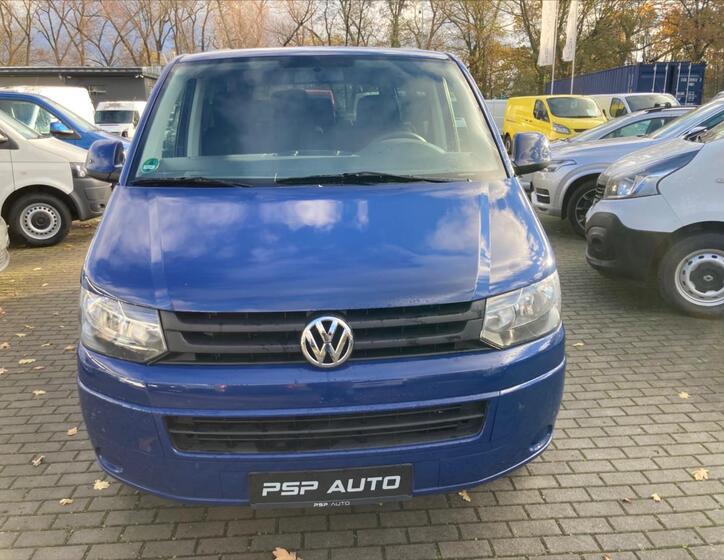 Volkswagen Caravelle 9