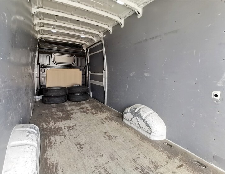 Volkswagen Crafter 14