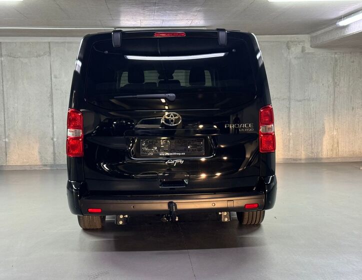 Toyota ProAce Verso 6