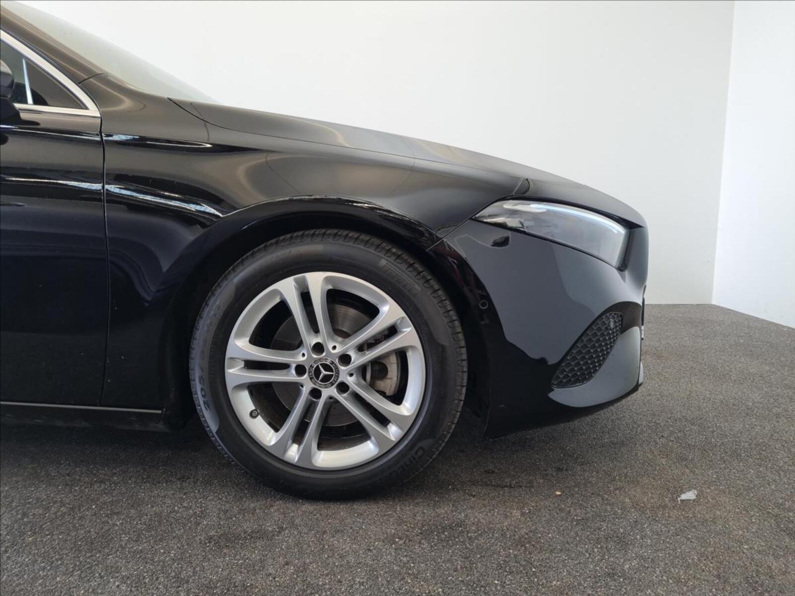 Mercedes-Benz Třídy A 9