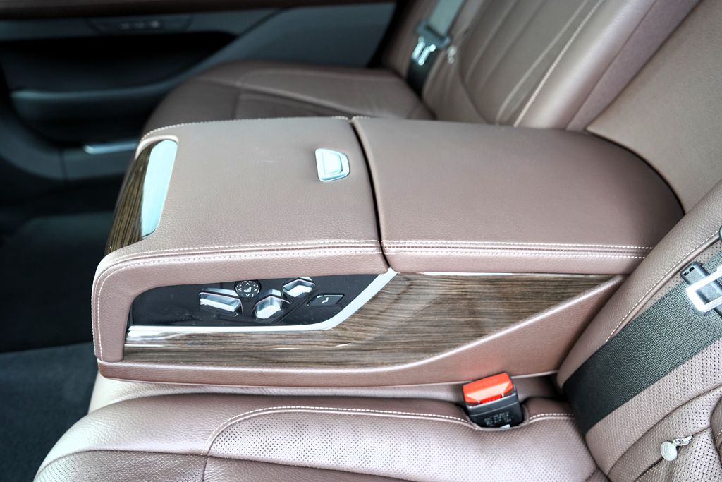BMW Řada 7