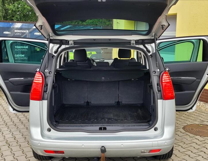 Peugeot 5008 13