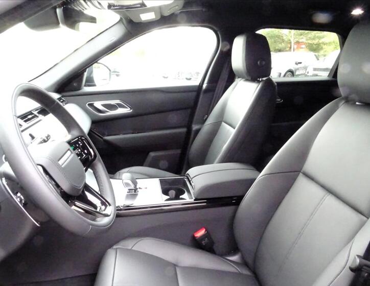 Land Rover Range Rover Velar 9