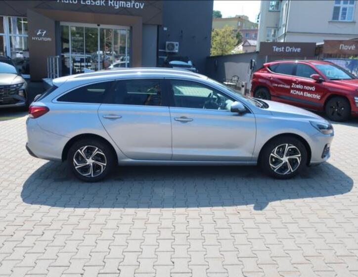 Hyundai i30 8
