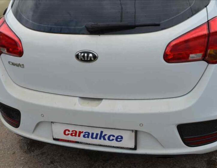 KIA Ceed 11