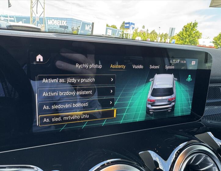 Mercedes-Benz GLB 14