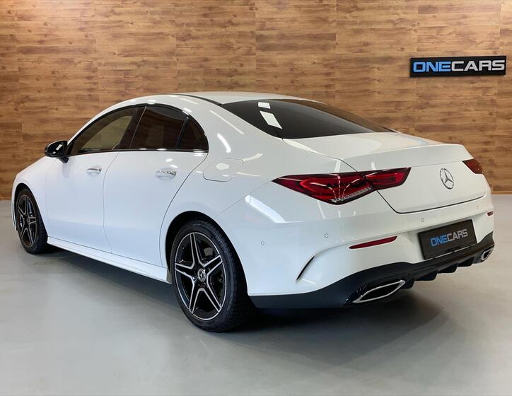 Mercedes-Benz CLA 4