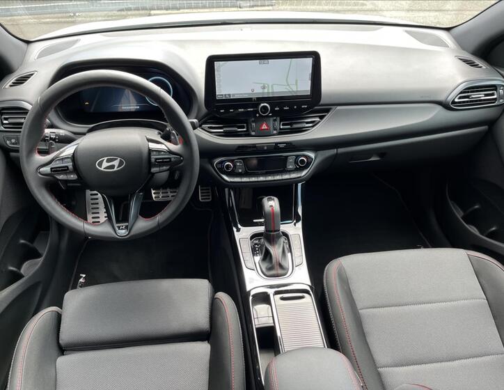Hyundai i30 11
