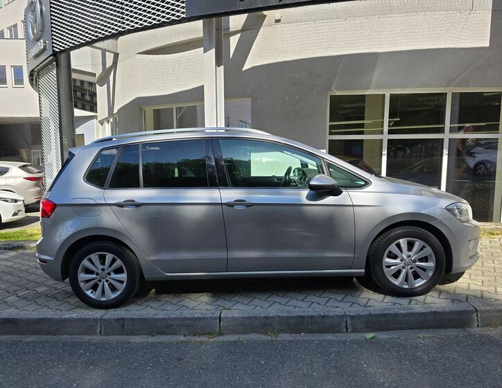 Volkswagen Golf Sportsvan 6