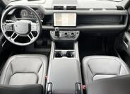 Land Rover Defender 14