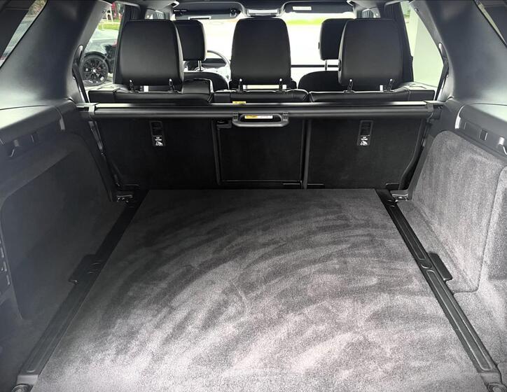 Land Rover Discovery 24