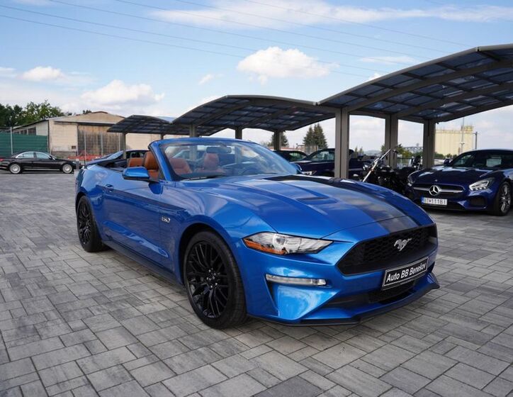 Ford Mustang 12