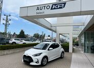 Toyota Yaris 1